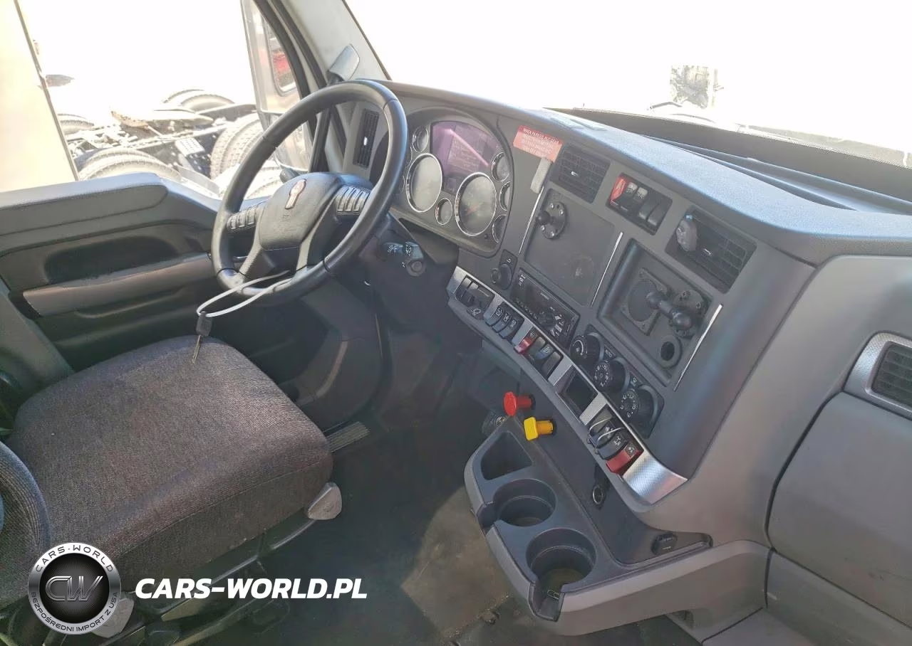 2021 Kenworth T680 Semi Truck VIN:1XKYA48X2MJ440766 - 9