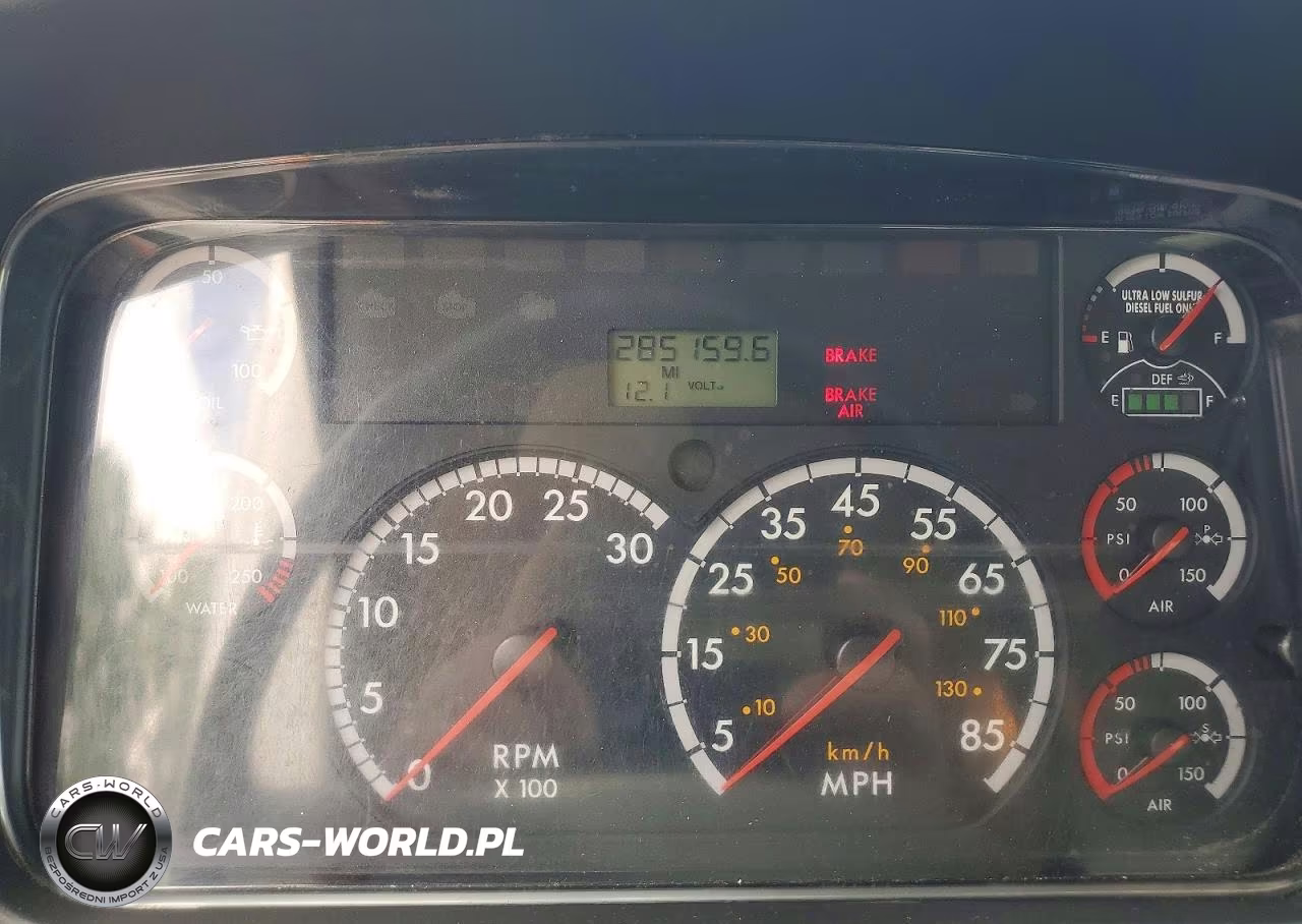 2012 Freightliner Business Class M2 Box Truck VIN:1FVACXDT9CHBM7147 - 8