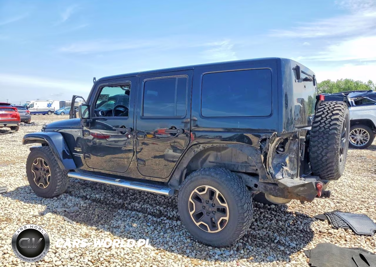 2015 Jeep Wrangler Unlimited Sahara VIN:1C4HJWEG9FL624427 - 2