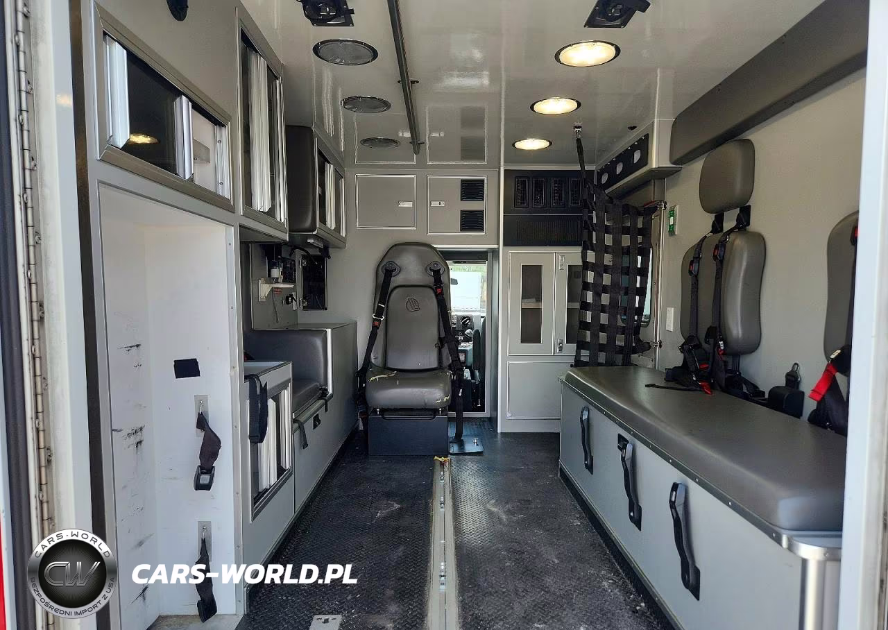 2018 Ford Econoline - Ambulance VIN:1FDWE3FS0JDC23229 - 10