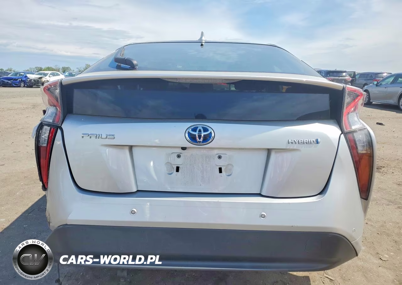 2018 Toyota Prius Two VIN:JTDKBRFU4J3588969 - 6