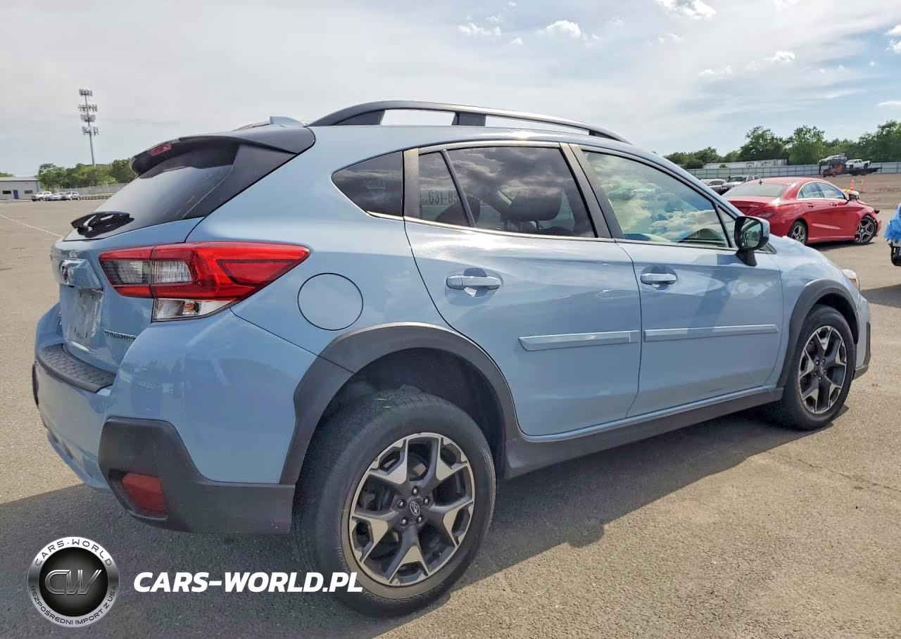 2020 Subaru Crosstrek Premium VIN:JF2GTAPC6L8233478 - 3