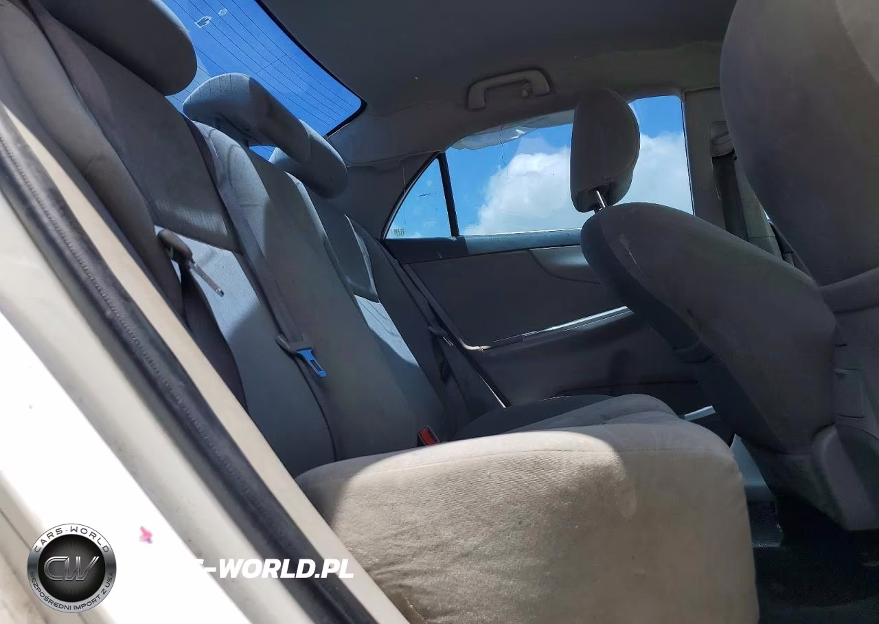 2010 Toyota Corolla Le VIN:1NXBU4EE0AZ270148 - 10