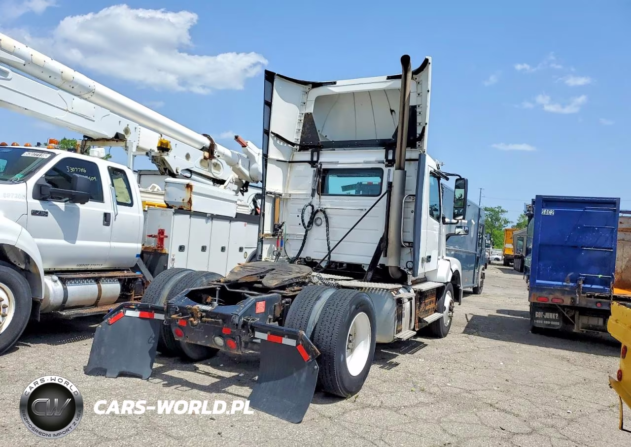 2017 Volvo Vn Vnl VIN:4V4N39TG5HN987997 - 4