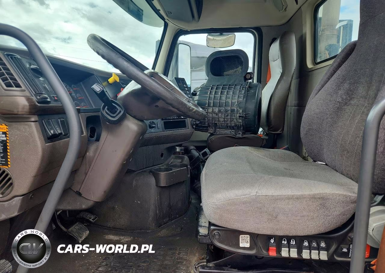 2017 Volvo Vn Vnl VIN:4V4N39TG5HN987997 - 5