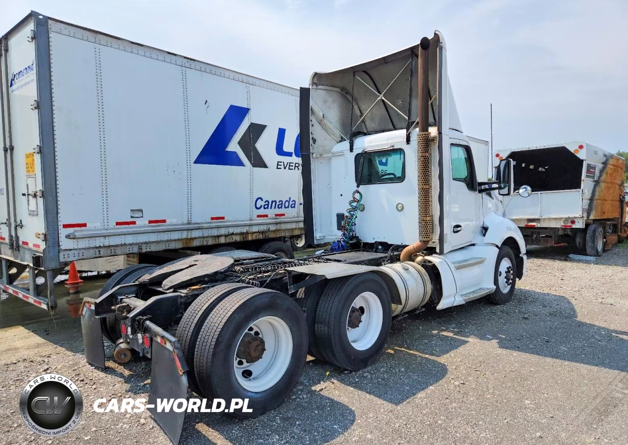 2014 Kenworth T680 Semi Truck VIN:1XKYD49X2EJ412859 - 4