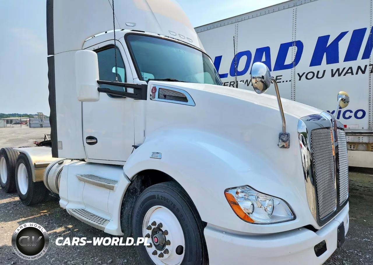 2014 Kenworth T680 Semi Truck VIN:1XKYD49X2EJ412859 - 9
