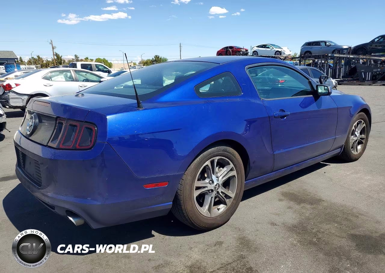 2014 Ford Mustang VIN:1ZVBP8AM6E5286187 - 3