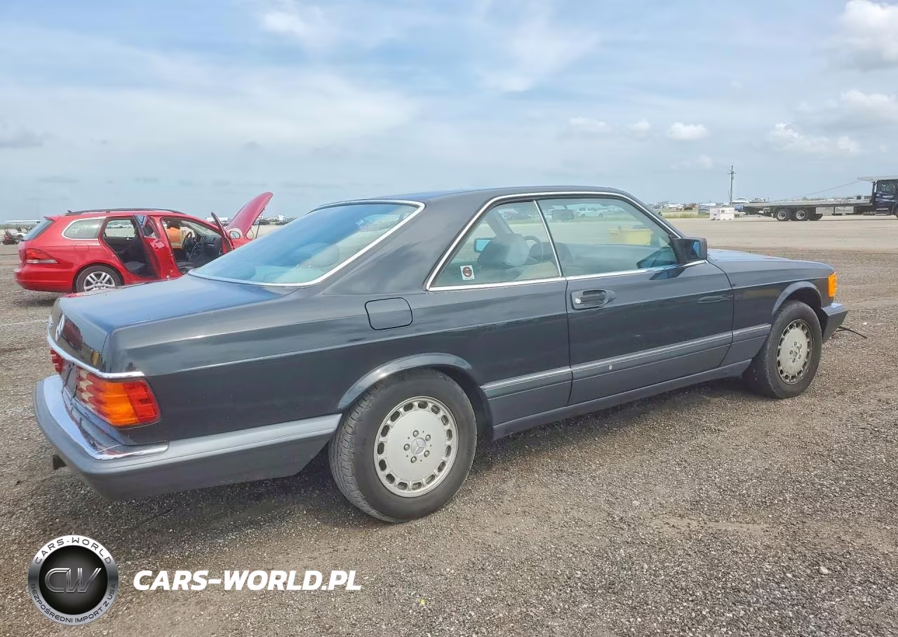 1991 Mercedes-Benz 560 Sec VIN:WDBCA45E3MA592496 - 3