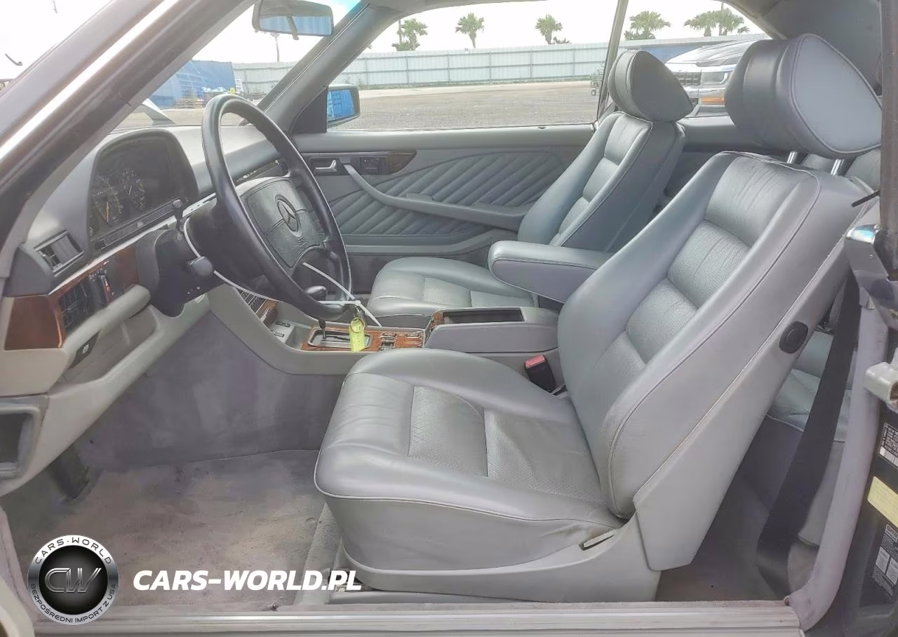 1991 Mercedes-Benz 560 Sec VIN:WDBCA45E3MA592496 - 7