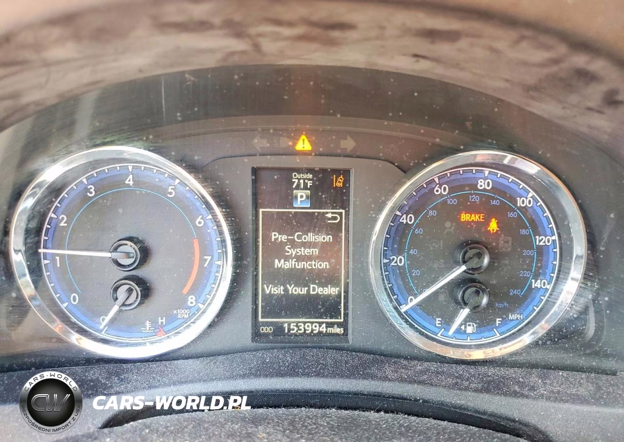 2018 Toyota Corolla Se VIN:2T1BURHE9JC035905 - 9