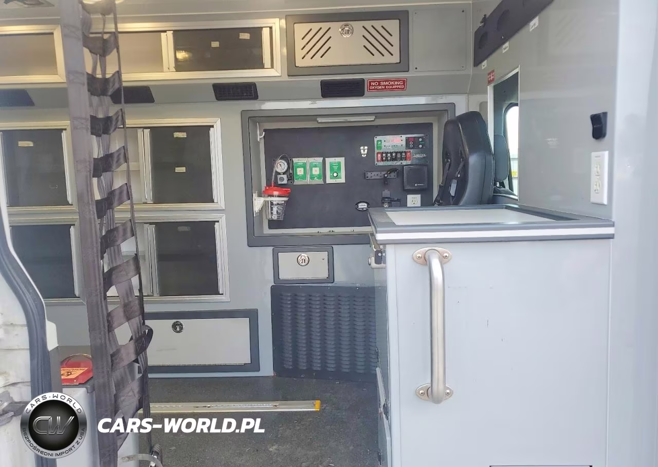 2019 Ford Transit T- - Ambulance VIN:1FDYR2CM2KKA63087 - 11