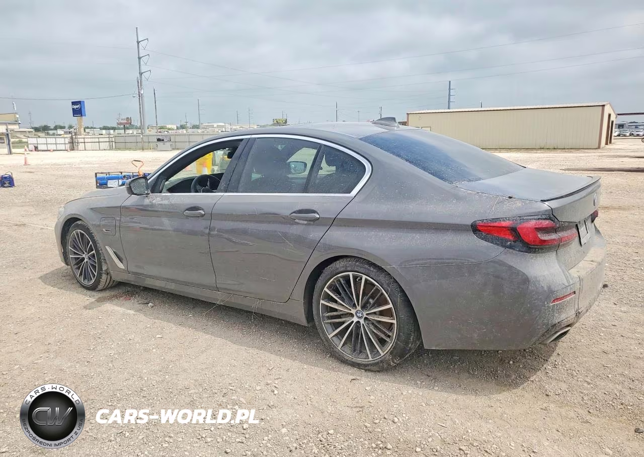 2022 BMW 530E VIN:WBA13AG01NCJ60527 - 2