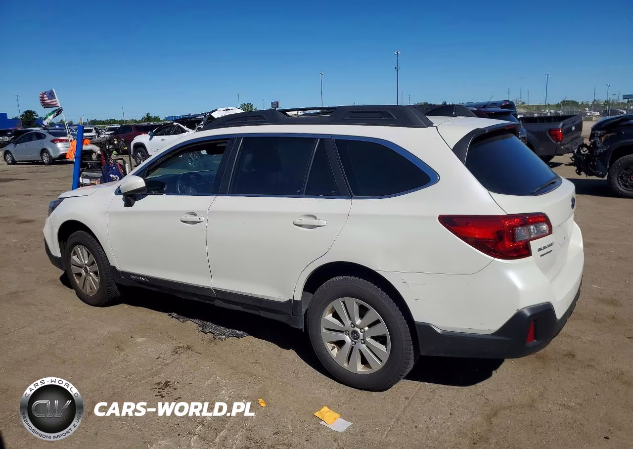 2019 Subaru Outback 2.5I Premium VIN:4S4BSAFC3K3296199 - 2