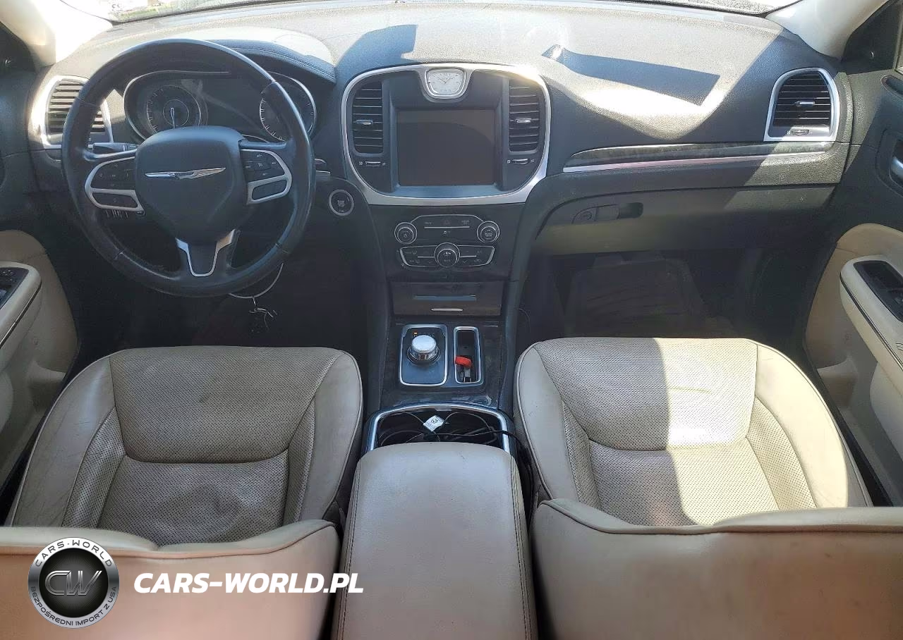 2018 Chrysler 300 Limited VIN:2C3CCAKG2JH165117 - 8