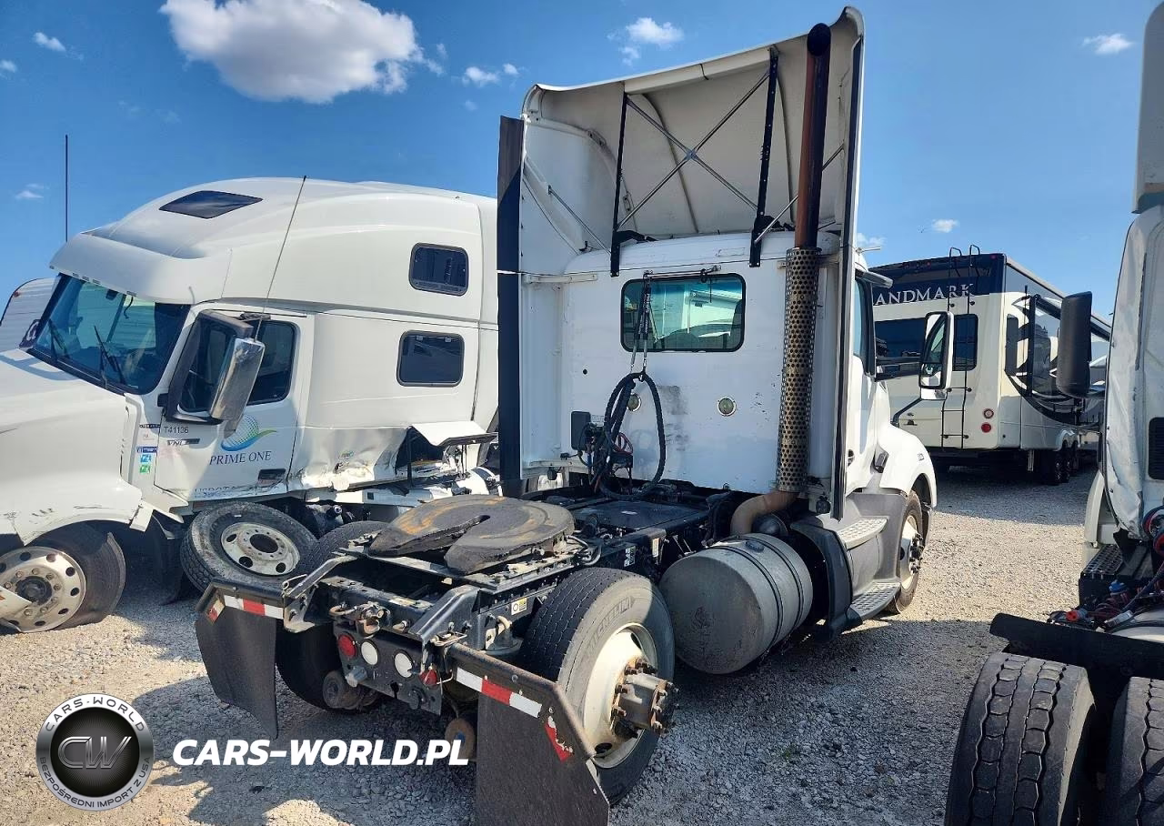 2016 Kenworth Construction T680 VIN:1XKYA48X8GJ496523 - 4
