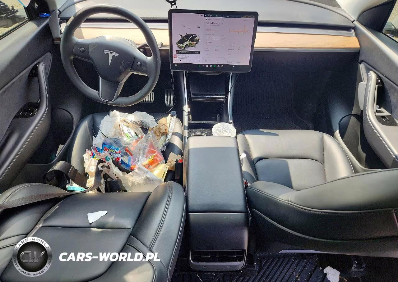 2020 Tesla Model Y VIN:5YJYGDEE4LF045023 - 8