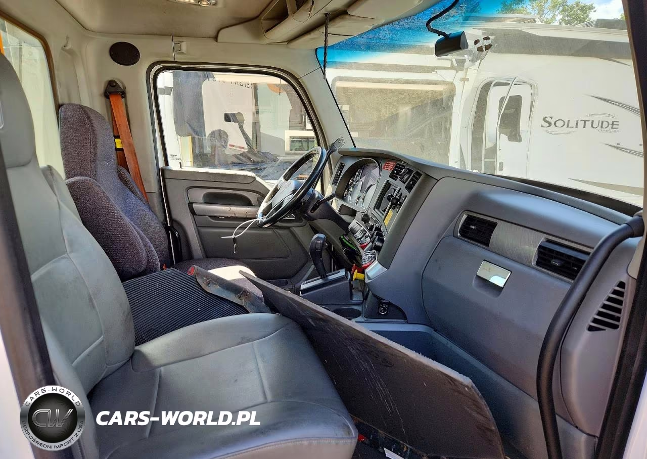 2016 Kenworth Construction T680 VIN:1XKYA48XXGJ119238 - 5