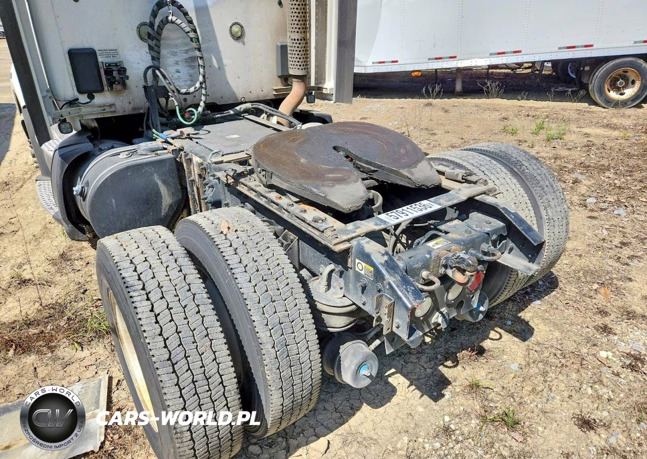 2016 Kenworth Construction T680 VIN:1XKYA48XXGJ119238 - 9