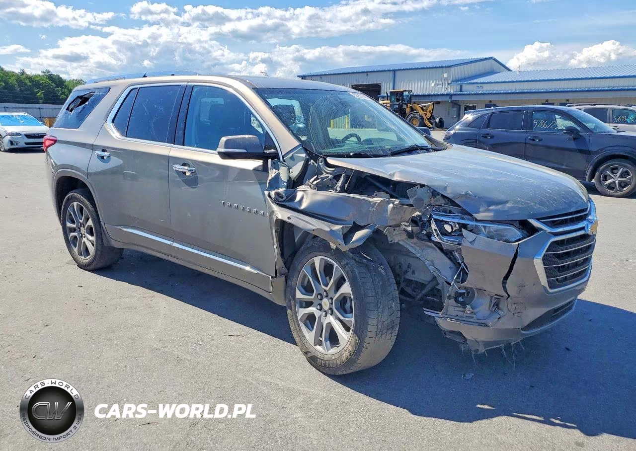 2019 Chevrolet Traverse Premier VIN:1GNEVKKW3KJ224369 - 4