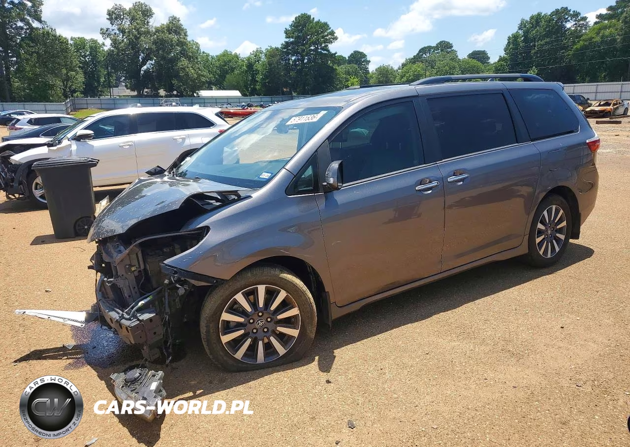 2018 Toyota Sienna Limited 7-Passenger