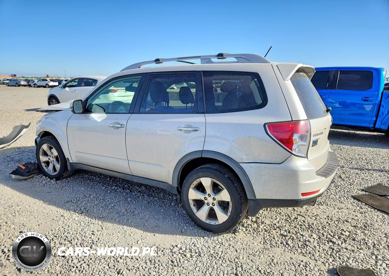 2011 Subaru Forester Touring VIN:JF2SHGGC6BH765956 - 2