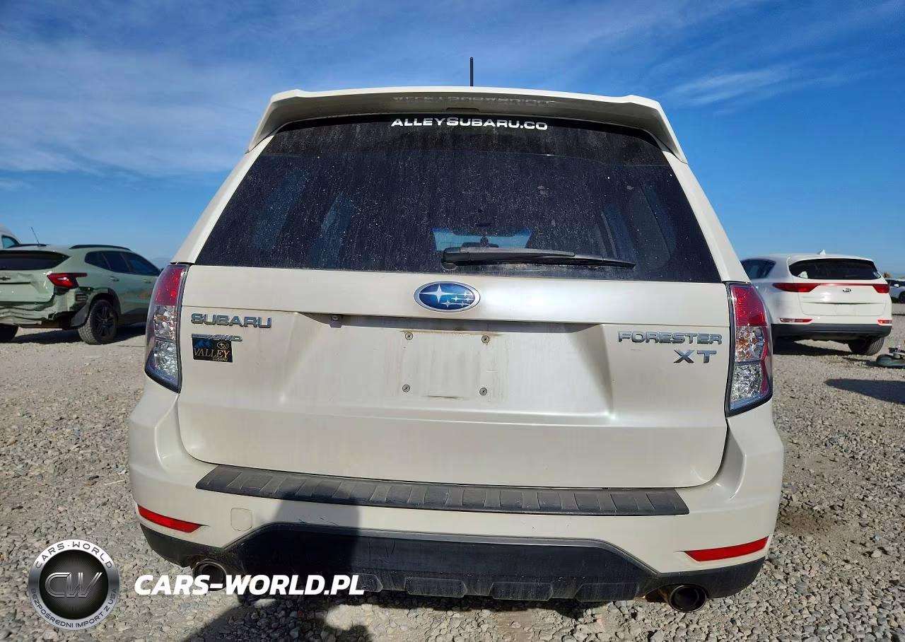 2011 Subaru Forester Touring VIN:JF2SHGGC6BH765956 - 6