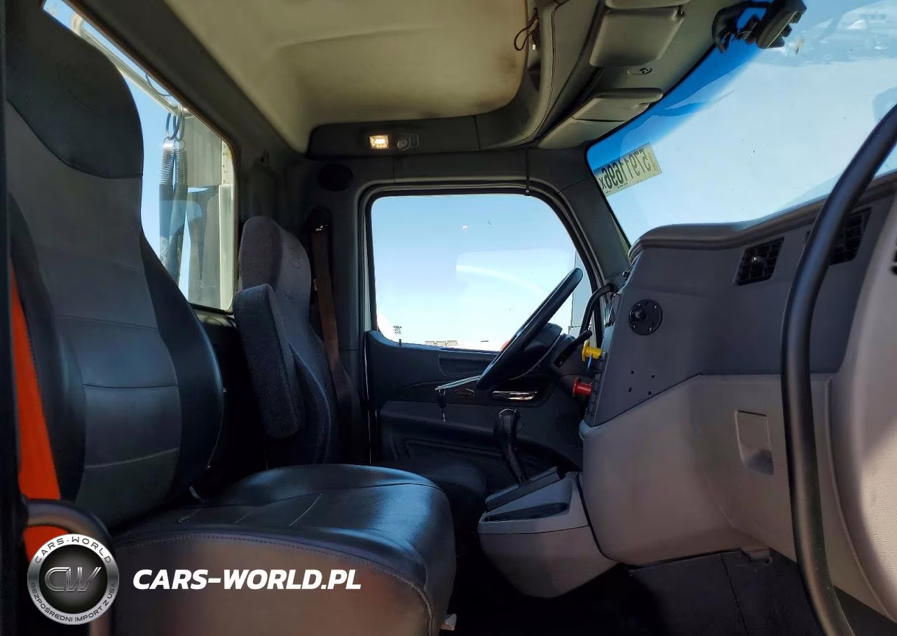 2015 Peterbilt 579 VIN:1XPBA48X3FD299336 - 5