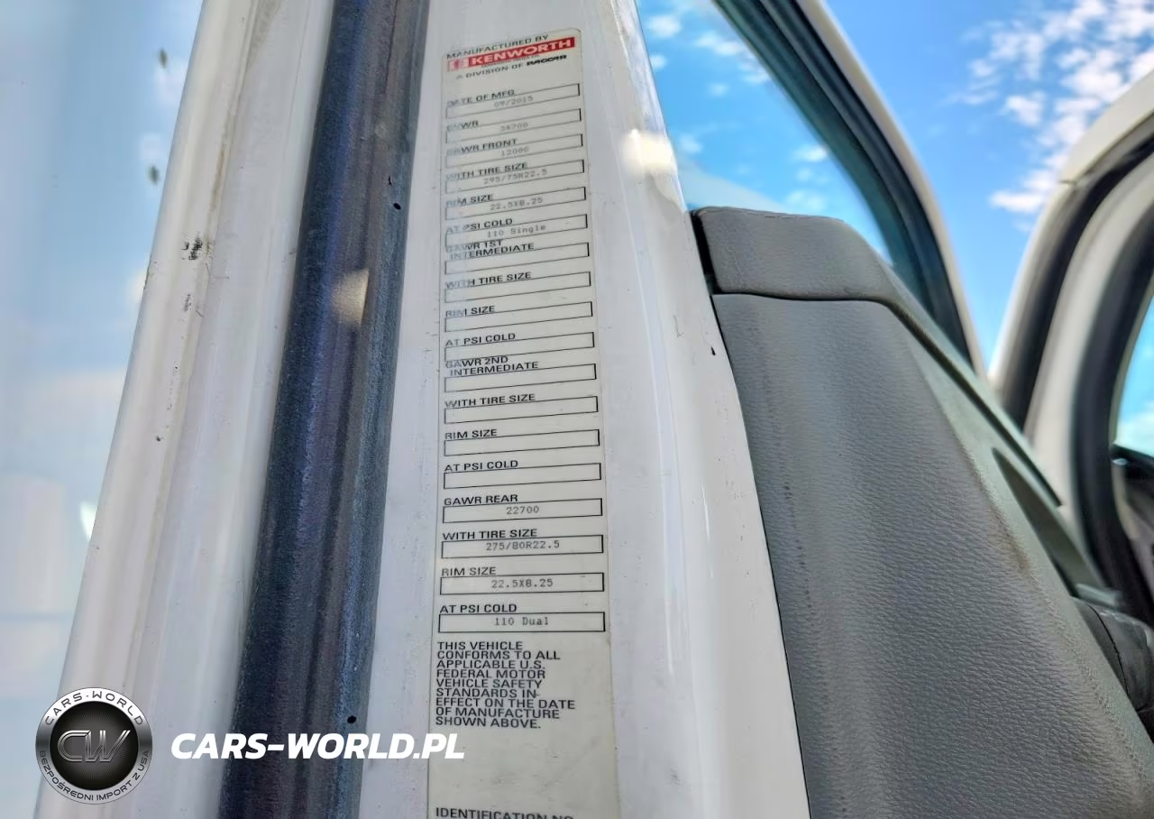 2016 Kenworth T680 Semi Truck VIN:1XKYA48X1GJ119144 - 10