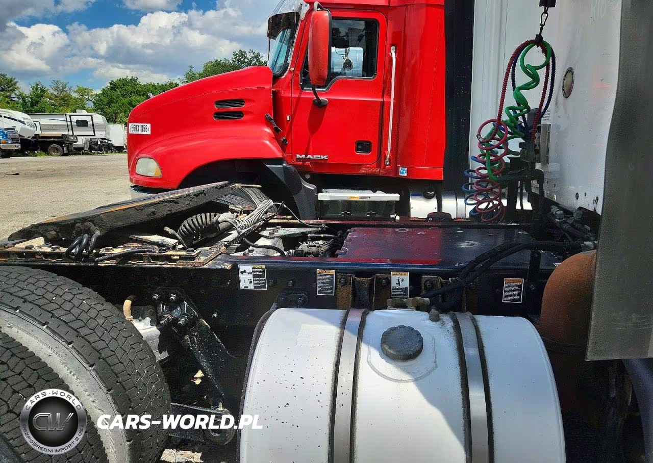 2016 Kenworth T680 Semi Truck VIN:1XKYA48X5GJ119146 - 6