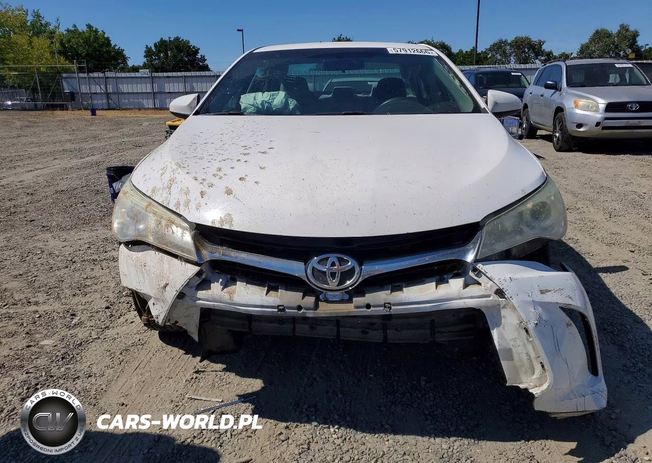 2015 Toyota Camry Le VIN:4T4BF1FK8FR490549 - 5