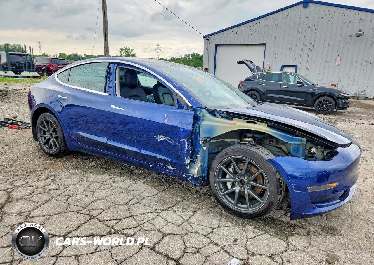2020 Tesla Model 3 VIN:5YJ3E1EB7LF546878 - 4