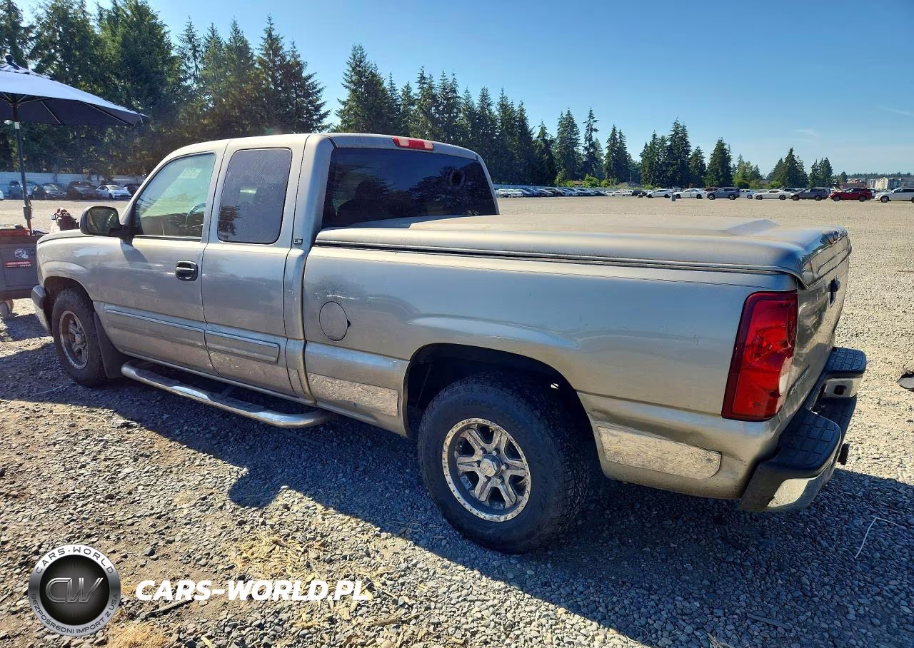 2003 Chevrolet Silverado C1500 VIN:2GCEC19V731322242 - 2