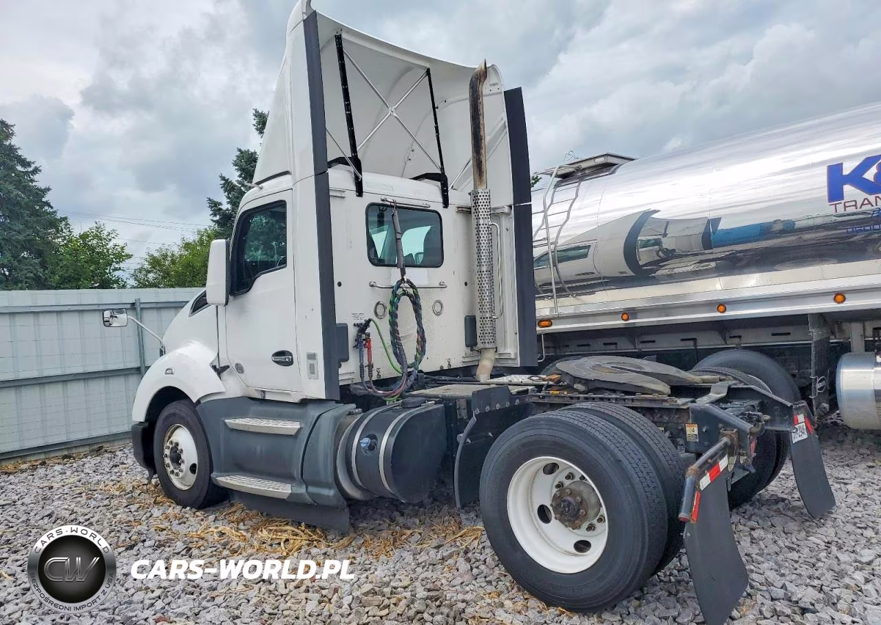 2020 Kenworth T680 Semi Truck VIN:1XKYA48X9LJ393279 - 3