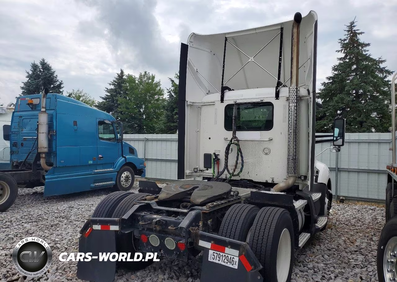 2020 Kenworth T680 Semi Truck VIN:1XKYA48X9LJ393279 - 4