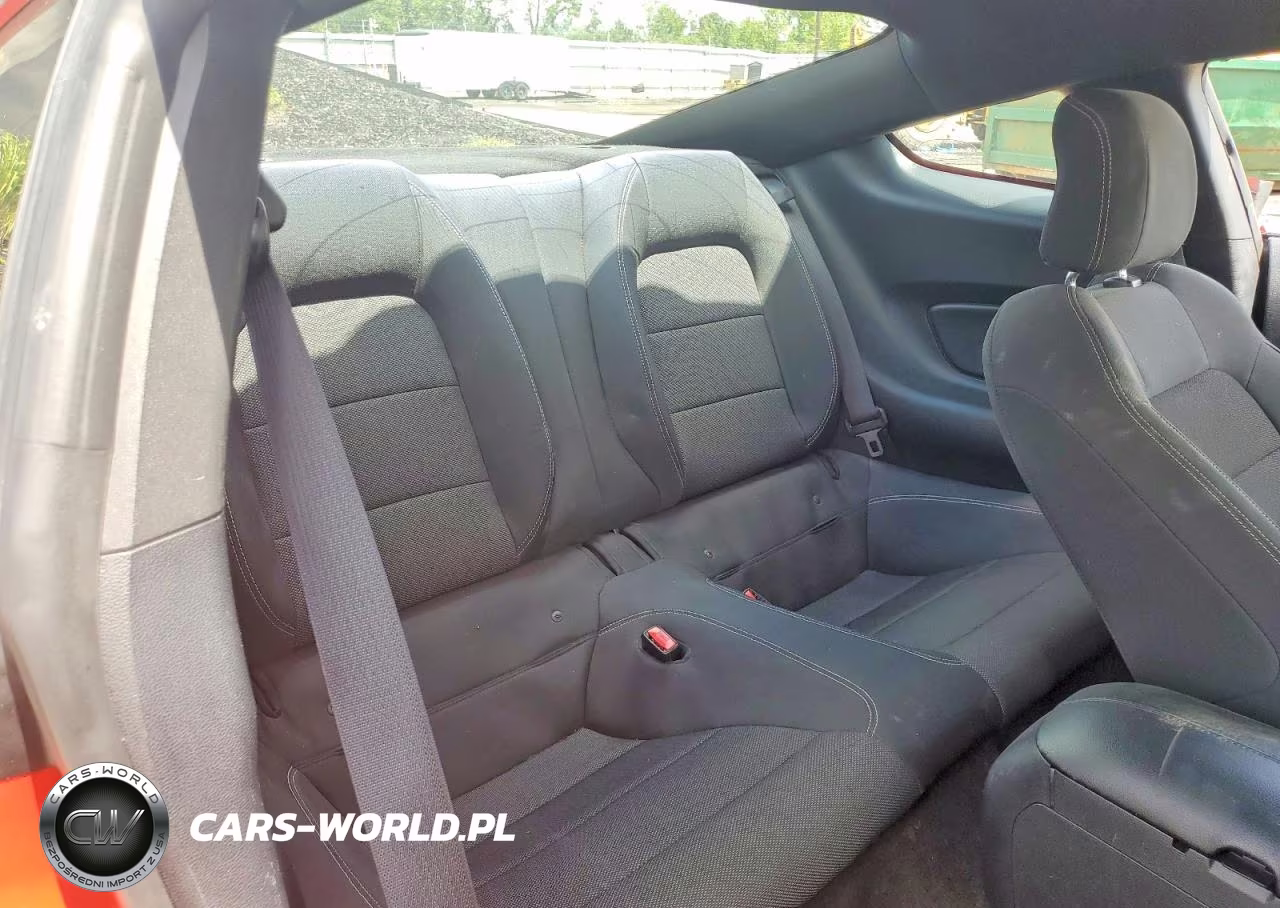 2015 Ford Mustang VIN:1FA6P8AM4F5303810 - 10
