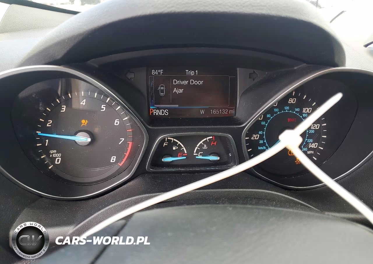 2016 Ford Escape Titanium VIN:1FMCU9J9XGUA36604 - 9