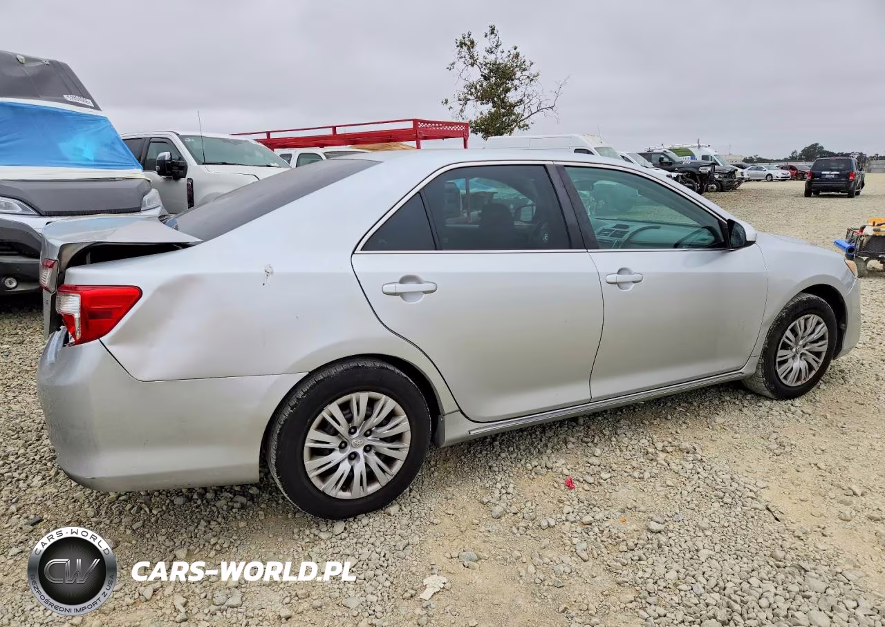 2012 Toyota Camry Le VIN:4T4BF1FK2CR249906 - 3