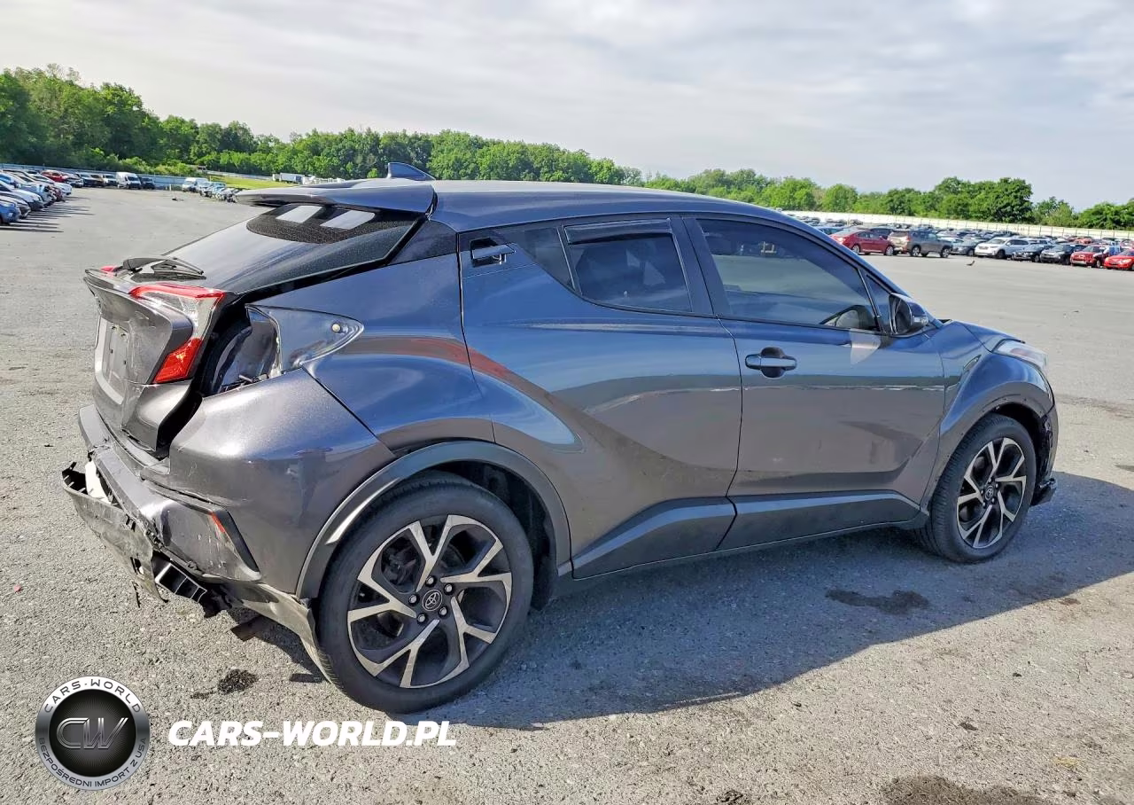 2018 Toyota C-Hr Xle VIN:JTNKHMBX6J1000854 - 3