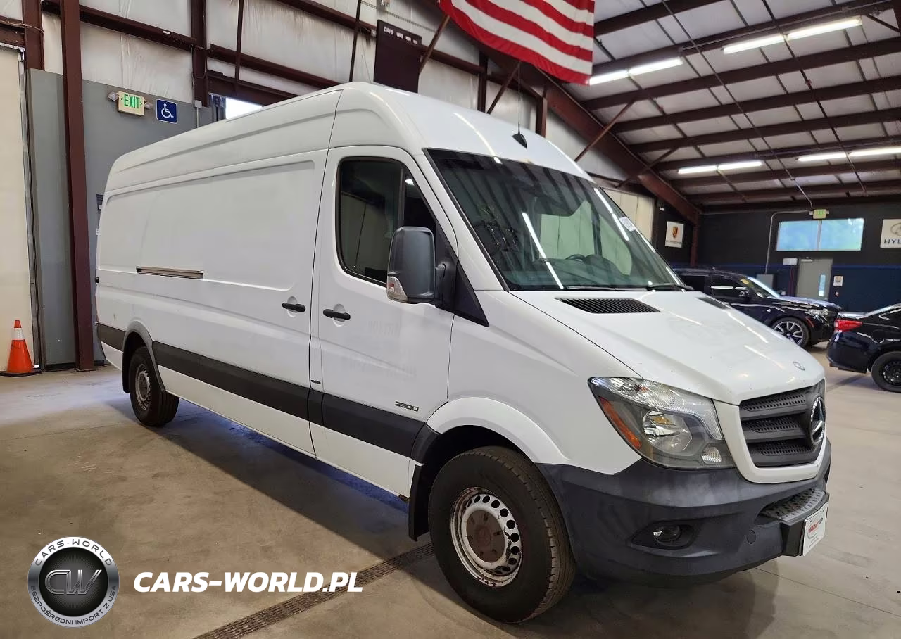 2016 Mercedes-Benz Sprinter 2500 VIN:WD3PE8CD9GP184136 - 4