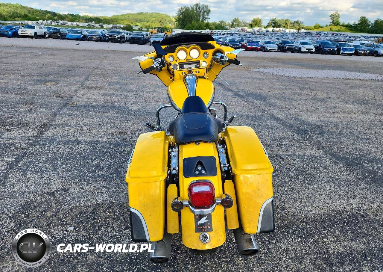 2012 Harley Davidson Flhtcuse7 Cvo Ultra Classic Electra Glide VIN:1HD1PR817CB951272 - 4