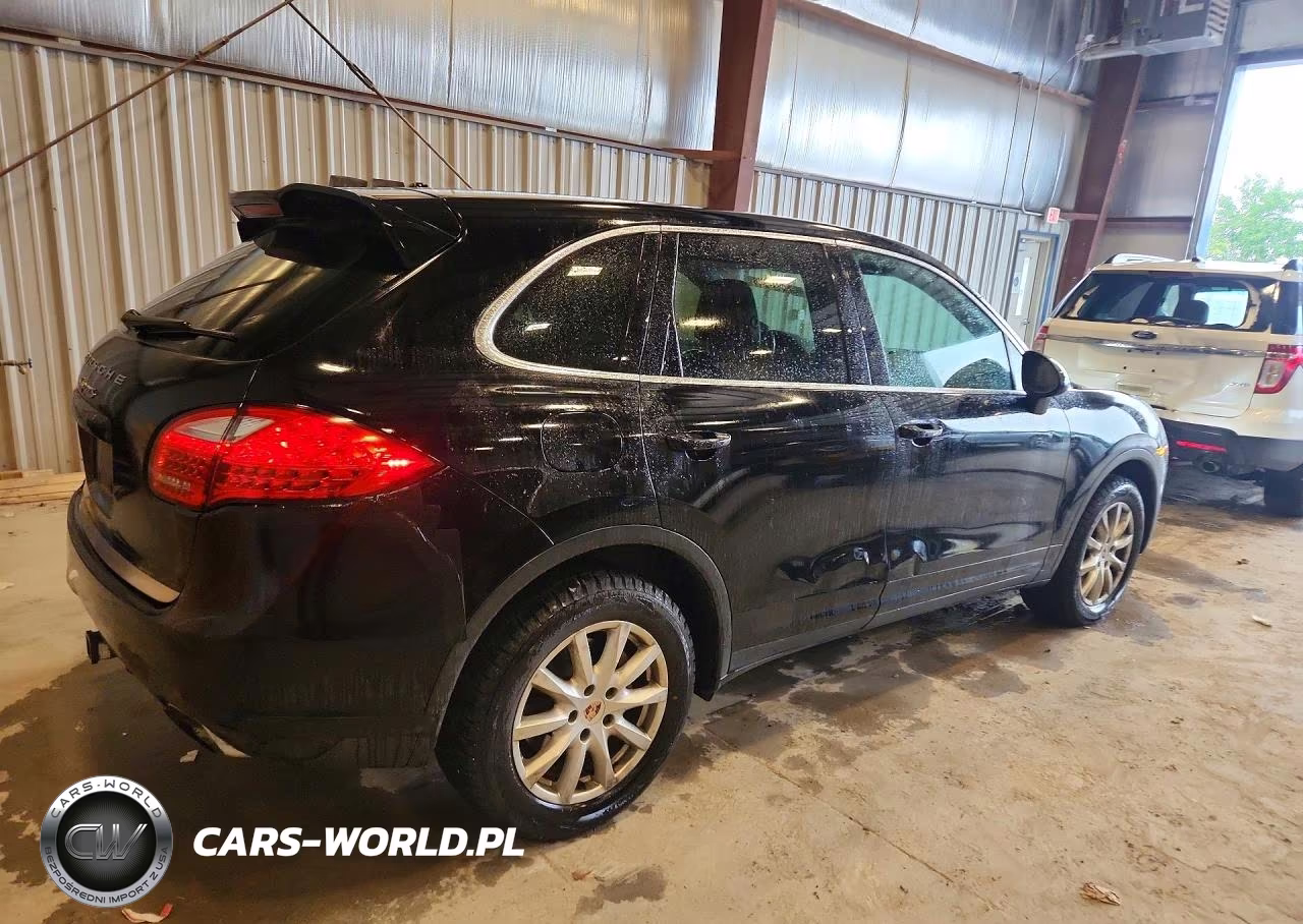 2014 Porsche Cayenne S VIN:WP1AB2A22ELA55676 - 3