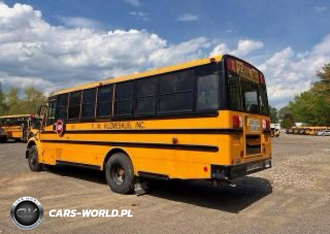 2015 Freightliner Chassis B2B VIN:4UZABPDU9FCGL9813 - 3