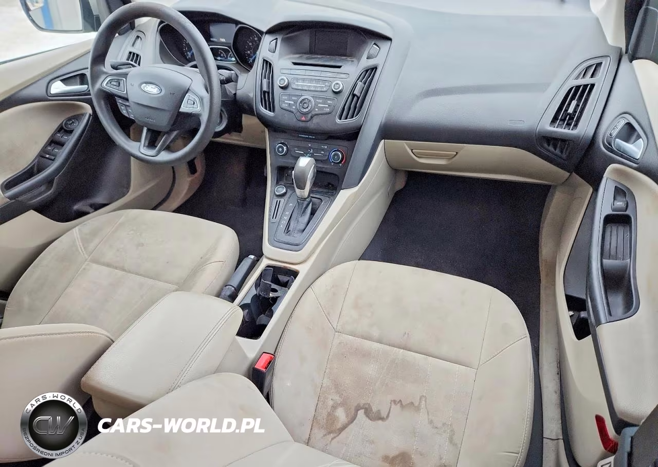 2016 Ford Focus Se VIN:1FADP3F24GL344095 - 8