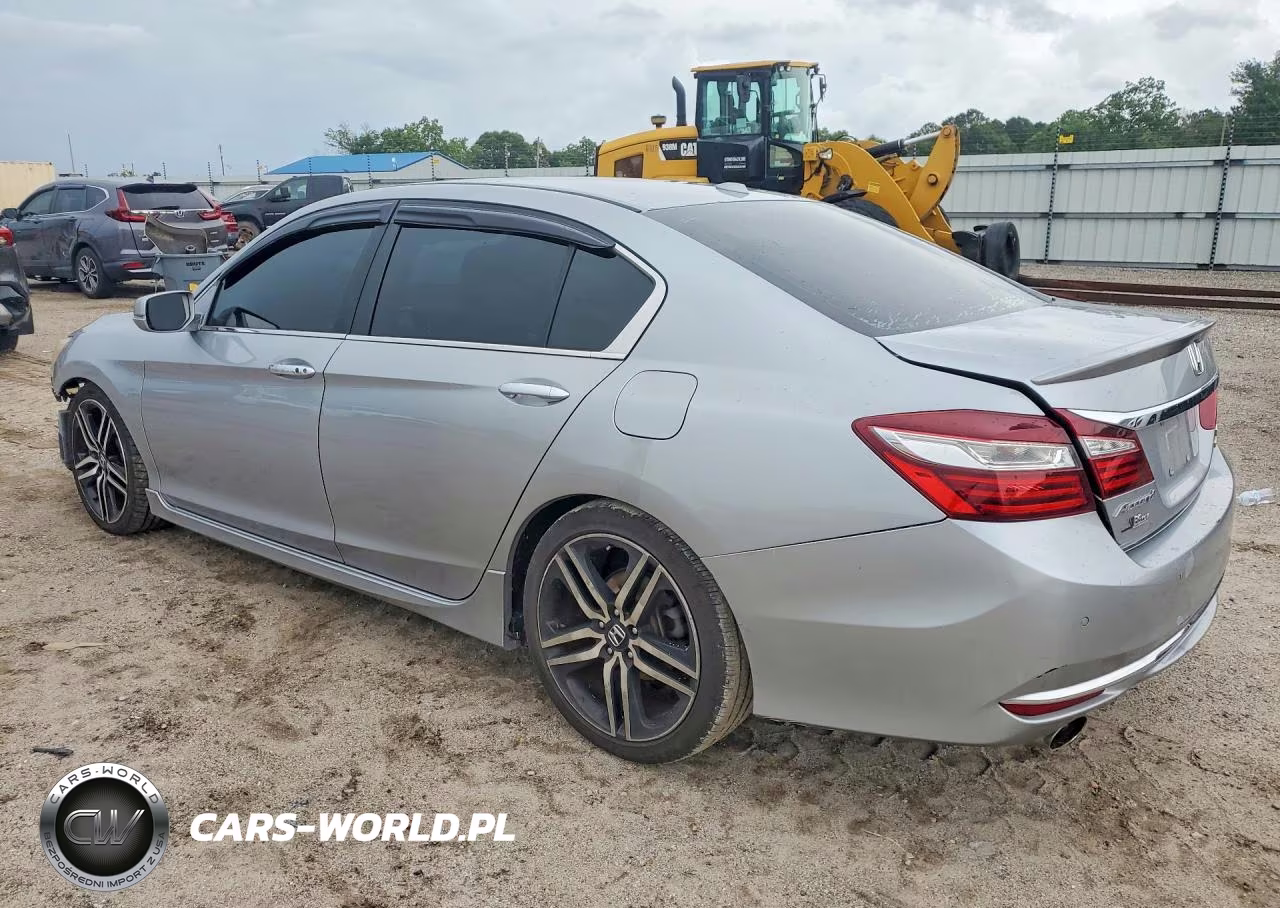 2017 Honda Accord Touring VIN:1HGCR3F91HA016838 - 2