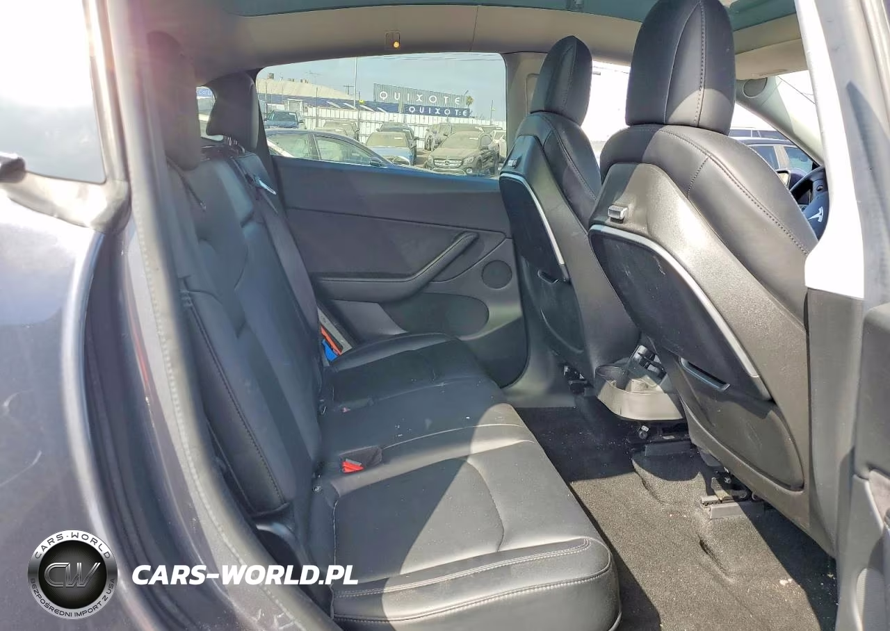 2021 Tesla Model Y VIN:5YJYGDEE6MF094550 - 10