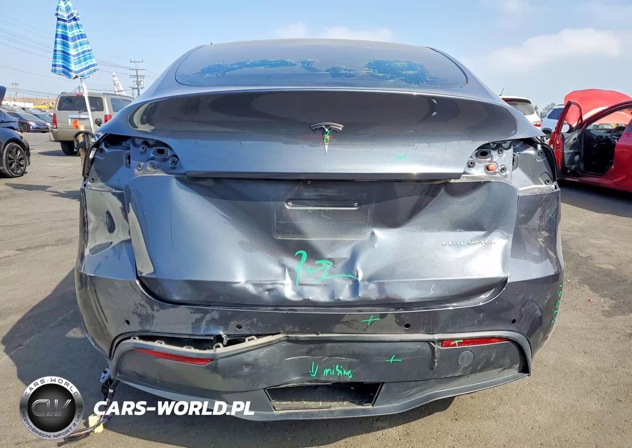 2021 Tesla Model Y VIN:5YJYGDEE6MF094550 - 6