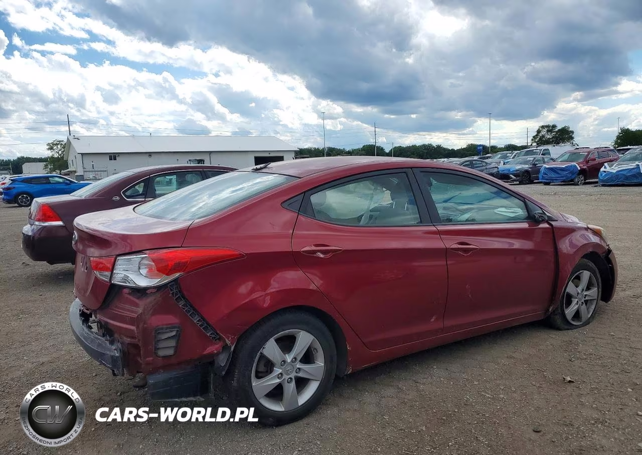 2013 Hyundai Elantra Gls VIN:5NPDH4AE5DH420213 - 3