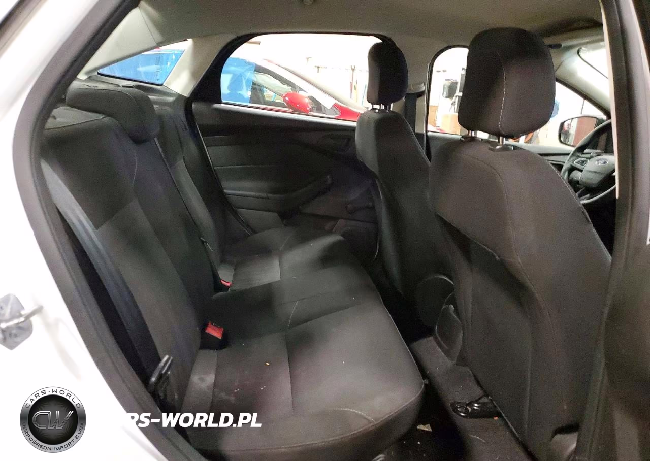 2016 Ford Focus S VIN:1FADP3E20GL281188 - 10