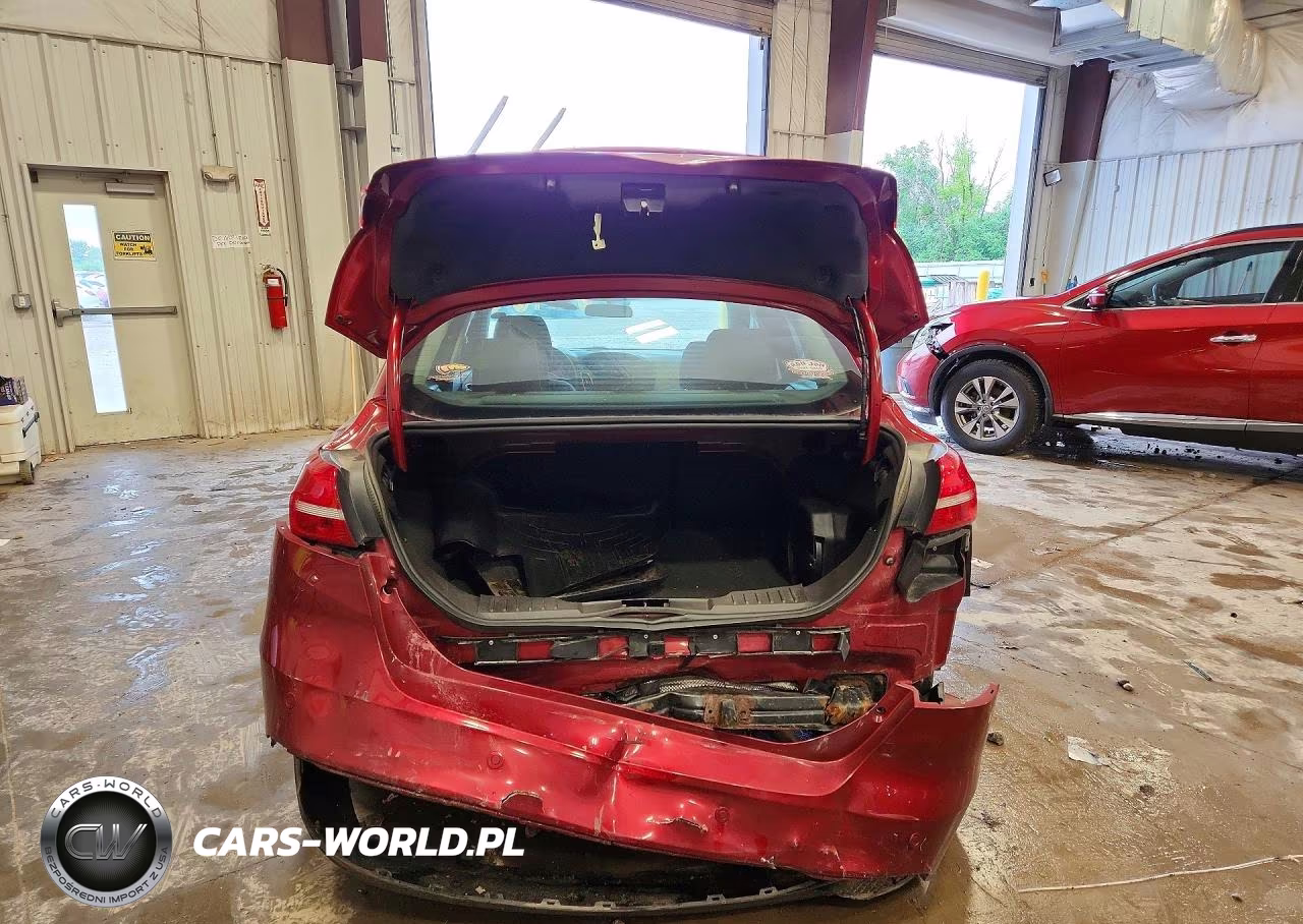 2017 Ford Focus Sel VIN:1FADP3H29HL221052 - 6